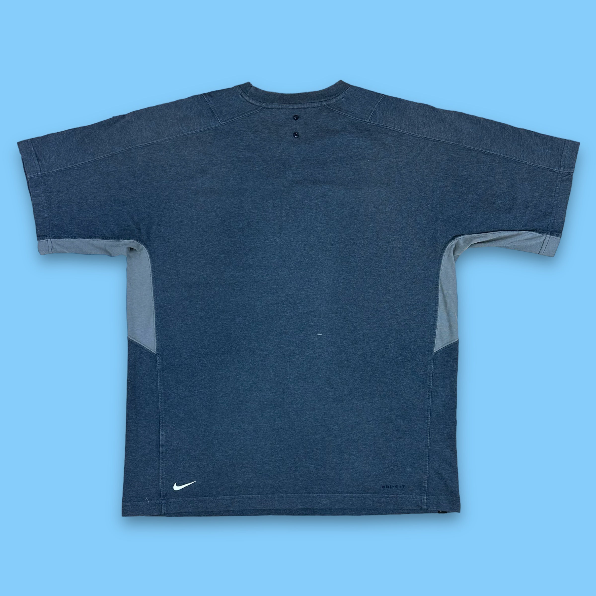 00’s Nike ‘Training’ Graphic Dri-fit T-shirt (L)